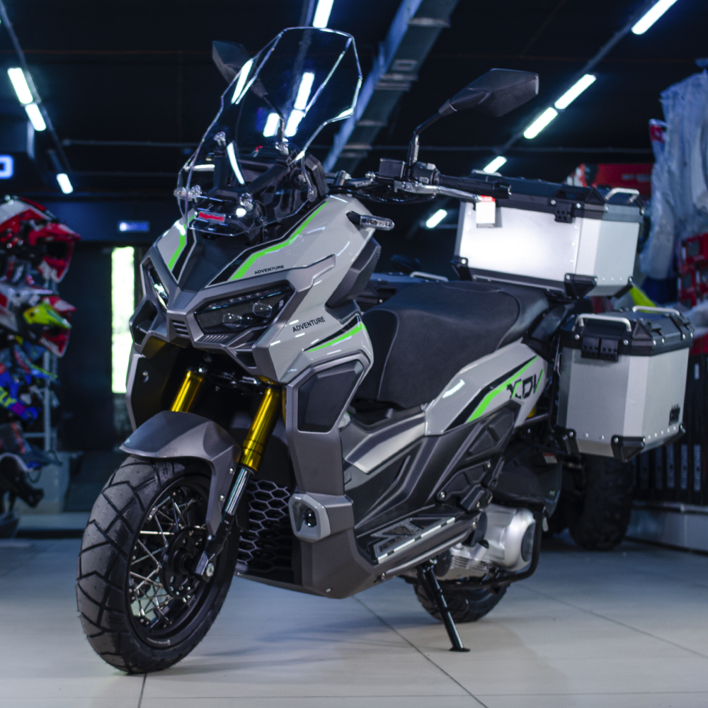 Скутер Regulmoto XDV ADVENTURE 300CC 4T в комплекте с кофрами (LJ300T-18)  EFI (Серый) в Златоусте