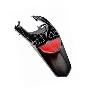 Подкрылок в сборе со стоп сигналом PITONMOTO MX8